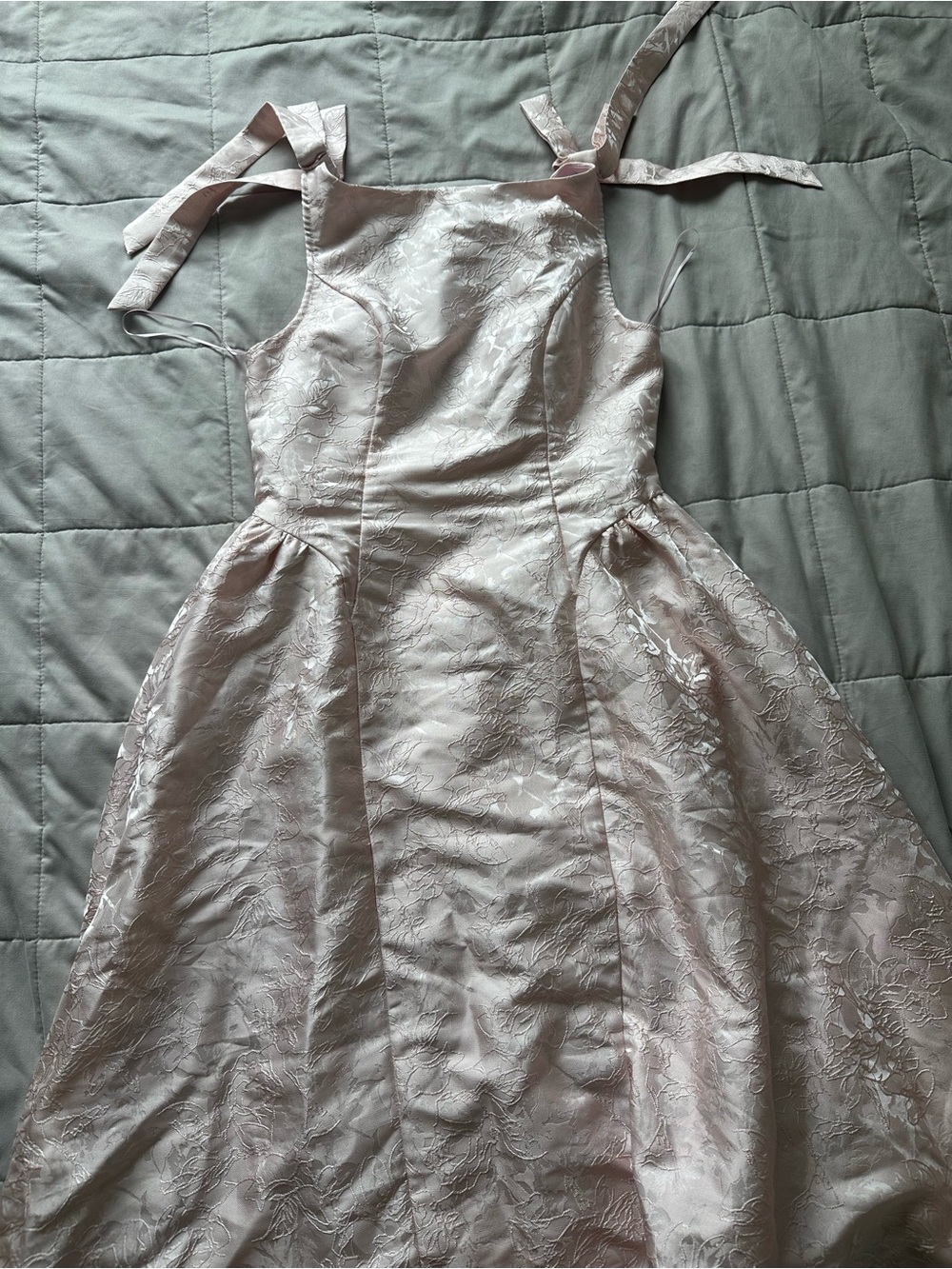 Cider Pale Pink Midi Dress with Shoulder Ties - Picture 8 of 11